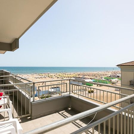 Hotel Giglio Rimini Luaran gambar